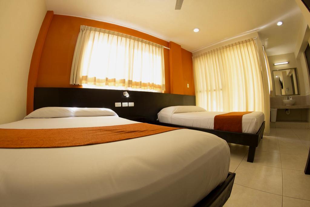 Hotel & Suites Domani Progreso  Zewnętrze zdjęcie